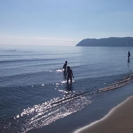 Mistral Apartment Alassio
